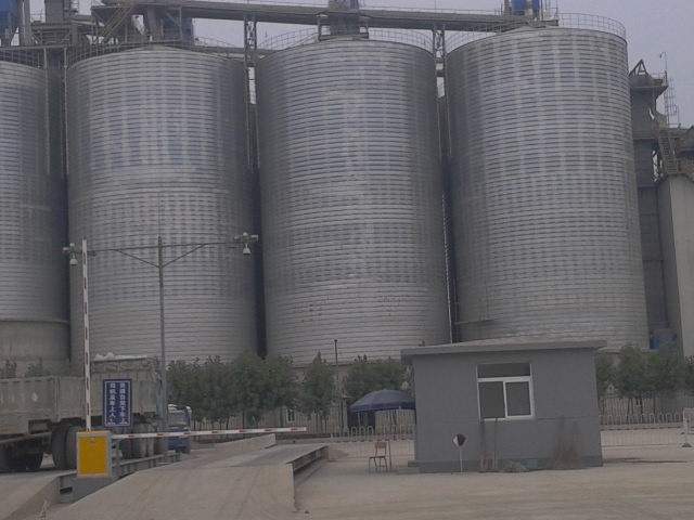 排湖风景区历史上钢板仓是如何发展的呢